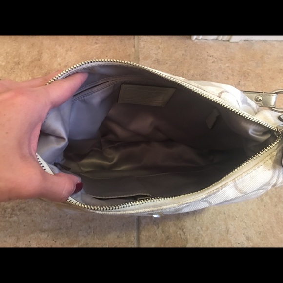 🎉HOST PICK X4 🎉 Coach Purse - Picture 7 of 8